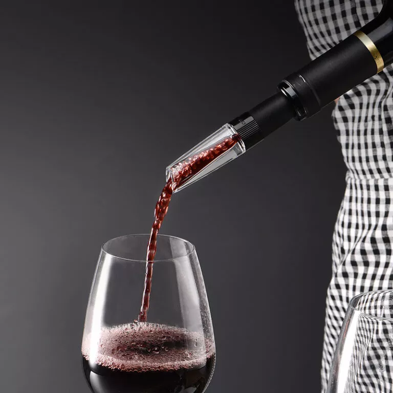 China Wine pourer  Supplier